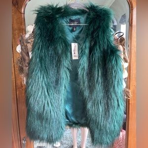 NWT Jessica Simpson Fur Vest